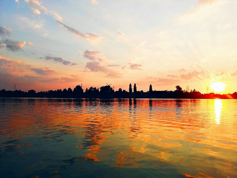 lake, west, sunset-2528493.jpg
